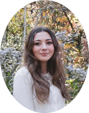 Emily Pabalate headshot